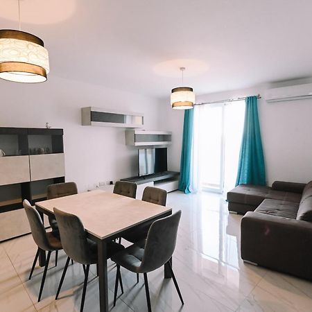 Spacious 3 Bedroom In Sliema! Esterno foto