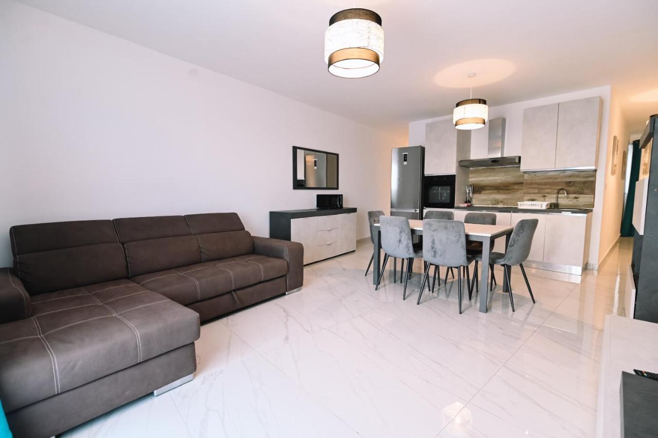 Spacious 3 Bedroom In Sliema! Esterno foto