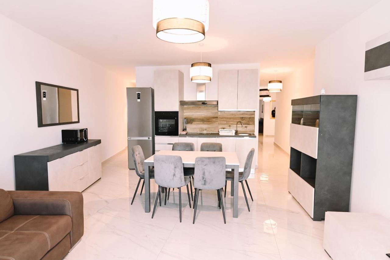 Spacious 3 Bedroom In Sliema! Esterno foto